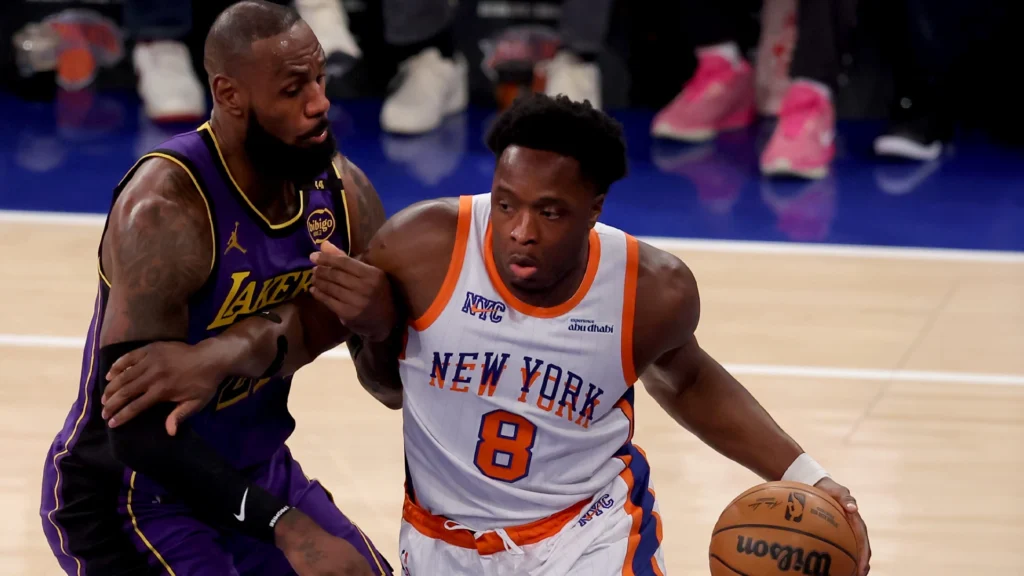 NBA LAKERS KNICKS (1)